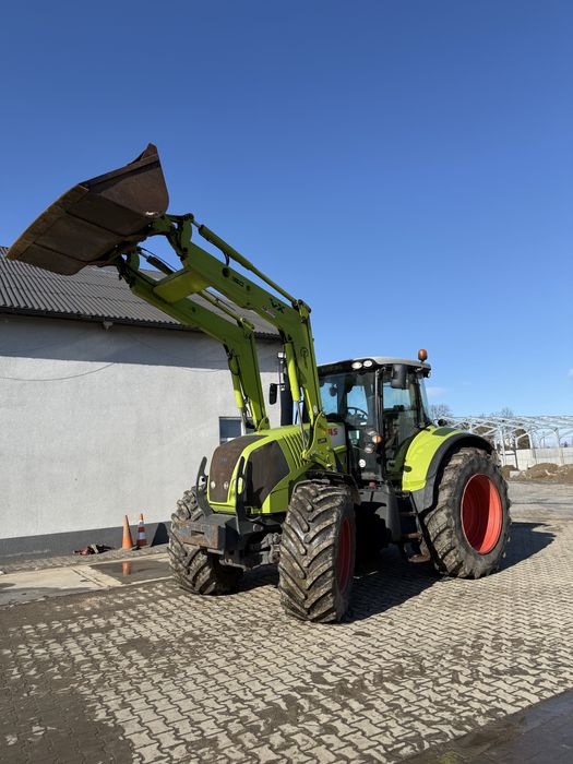 CLAAS AXION 820 z turem rok 2013