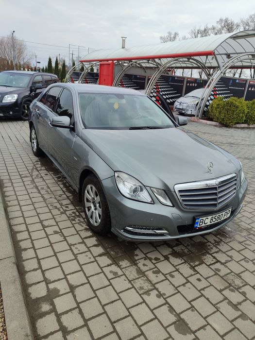 Продам Mercedes-Benz w212 E200