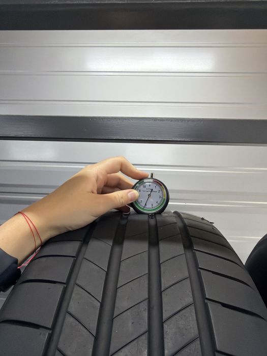 Літні шини 235/55r17 (103H) Bridgestone Turanza T 005. Ціна 2750грн/шт.
