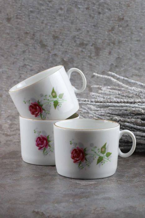 Filiżanki z serwisu Milo Karolina porcelana vintage róże prl filiżanka