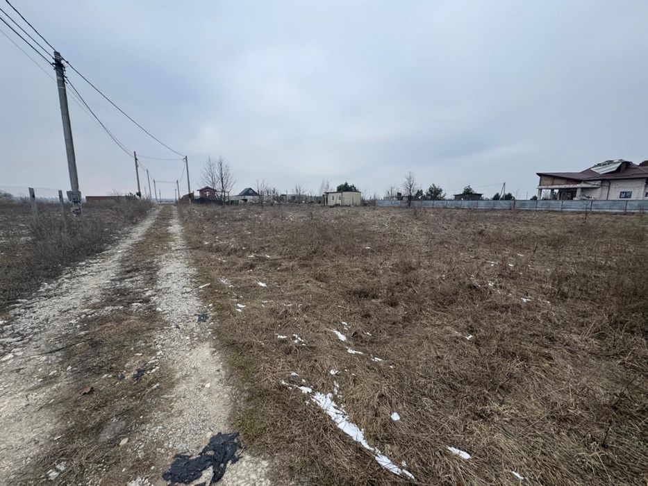 Продам земельну ділянку с. Ясногородка