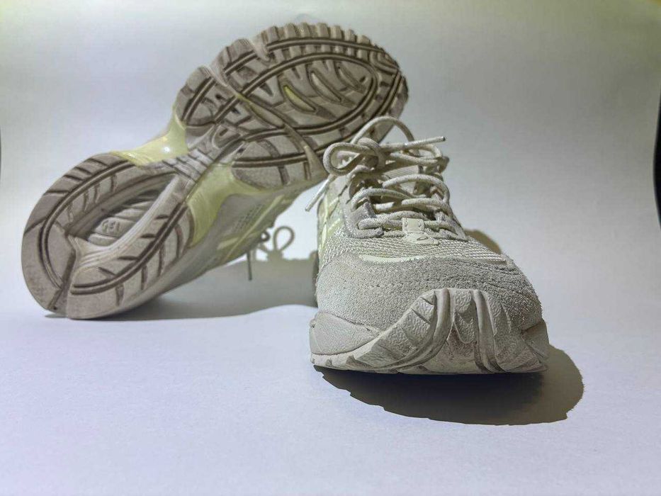 Кросівки Asics 1090v2