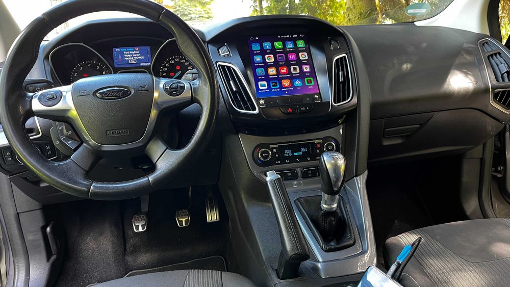 Ford Focus MK3 2011 - 2018 Nawigacja Android Tesla CarPlay/AA LTE Qled