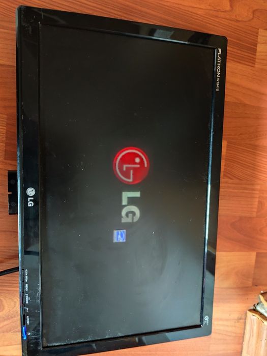 Monitor LG flatron