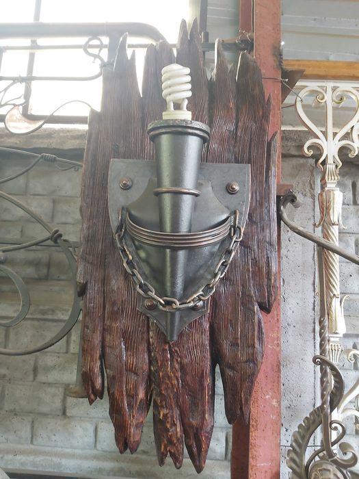 Настенный светильник. Бра. Настенное бра. Кованый светильник факел