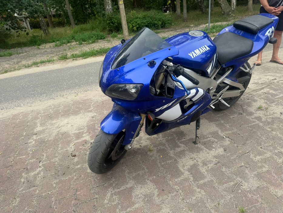 Motor Yamaha R1  110kW