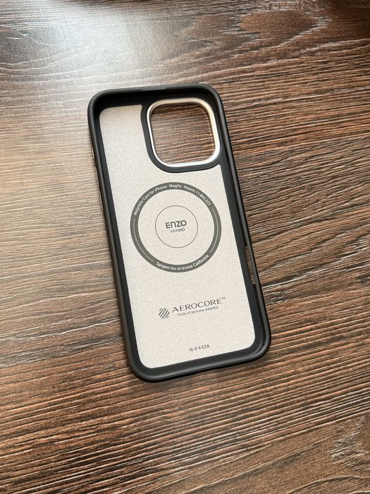 Чохол Spigen Enzo Aramid iPhone 16 Pro Max Black / Silver