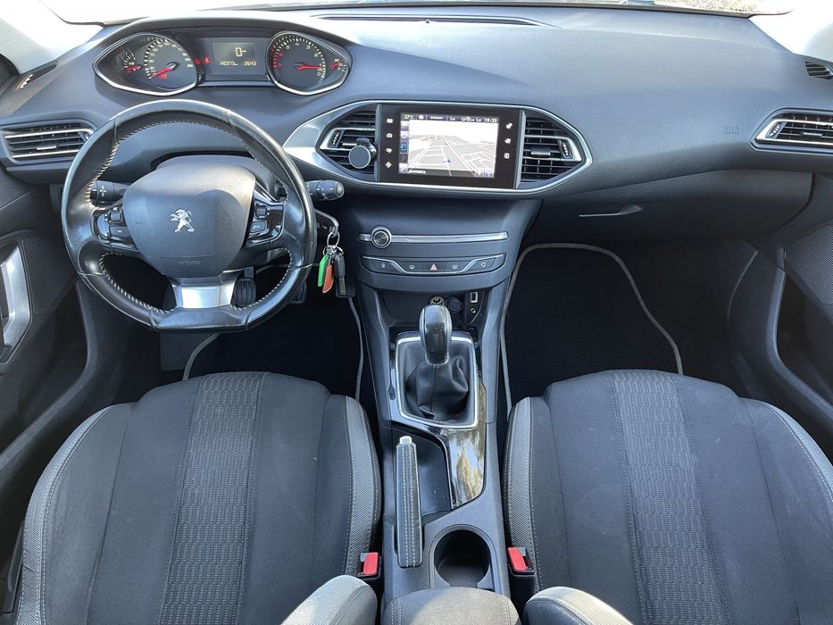Peugeot 308 1.2THP 130cv