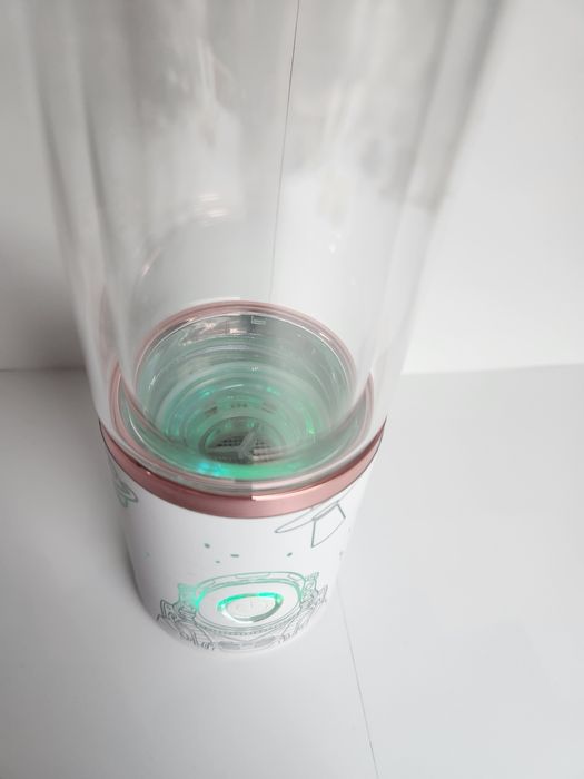 Butelka bidon woda wodorowa