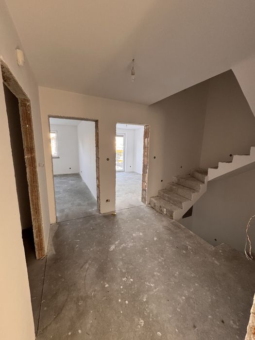 NAROŻNY SEGMENT - ul. GÓRSKA 200m2, stan deweloperski