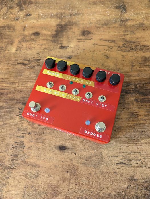 Lovetone Doppelganger phaser vibe analogowy efekt do gitary