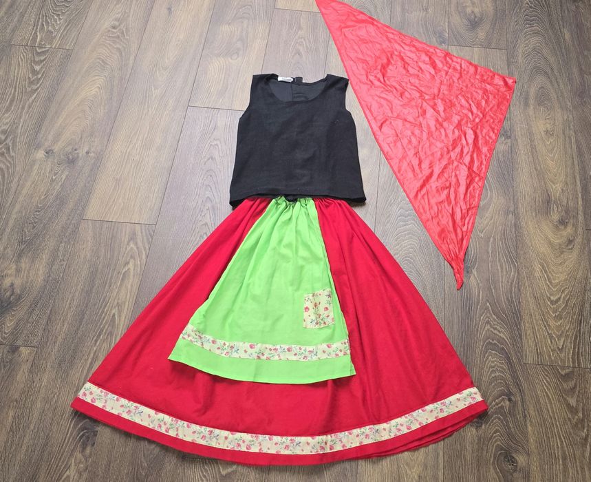 Strój kostium przebranie PASTUSZKI GOSPOSI 7-9 LAT