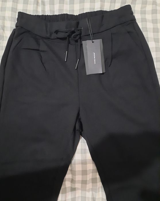 Жіночі штани vero moda