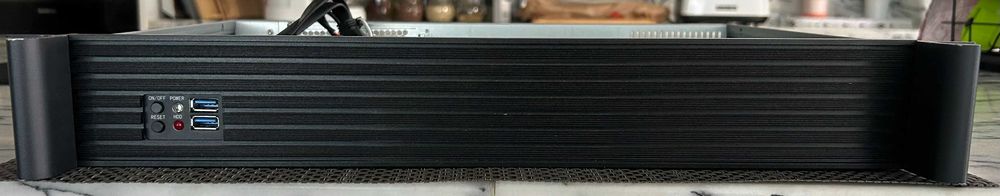 Caixa Servidor 1.5U – Mini‑ITX/microATX – 2x PCIe – Flex PSU