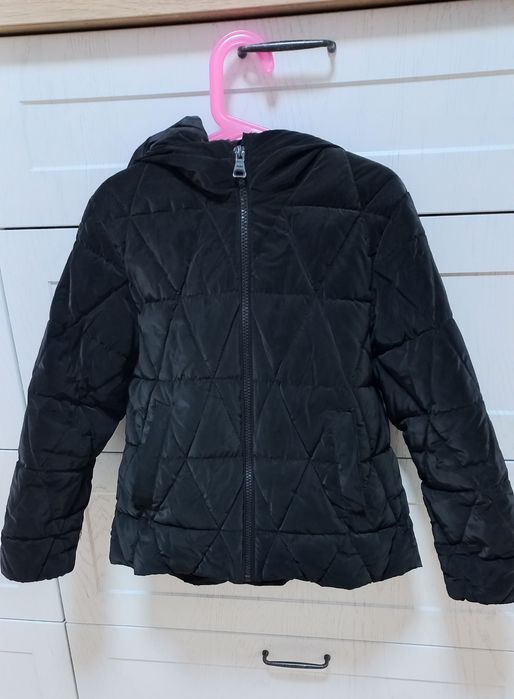 Куртка Zara 128 для дівчинки