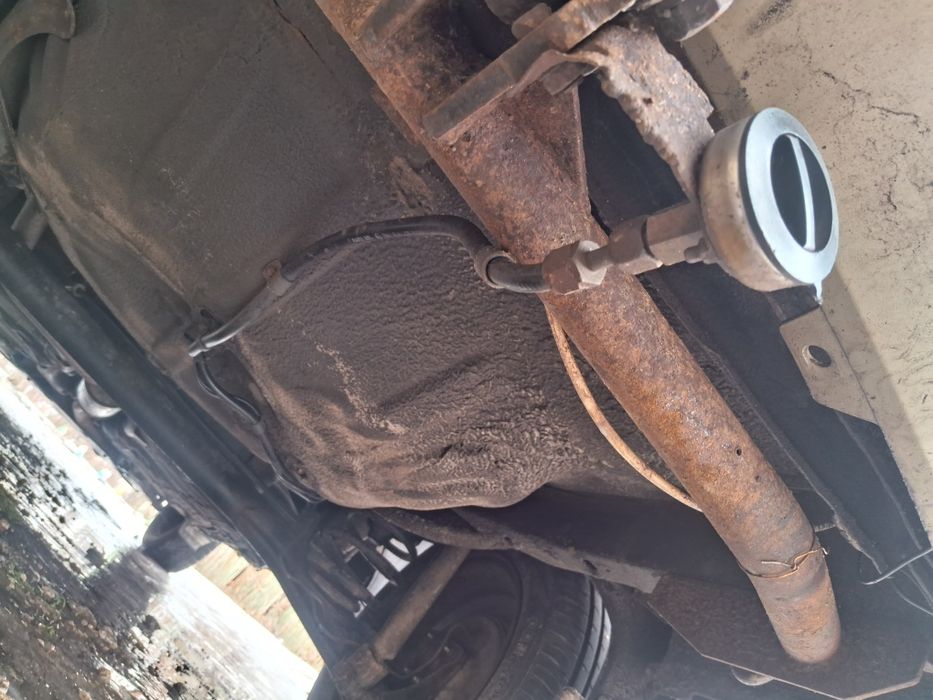 Продам Нексію 11 р можна з причіпом