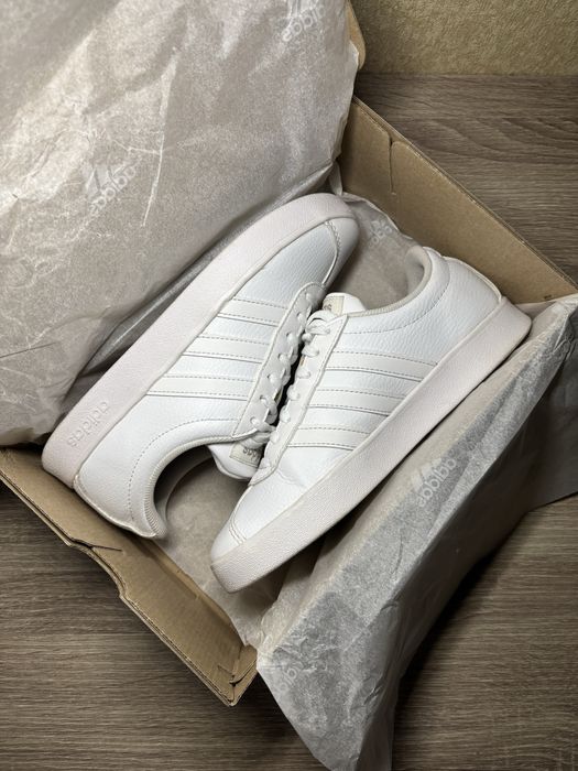 Оригінальні кросівки adidas VL COURT 2.0, 22.5 см