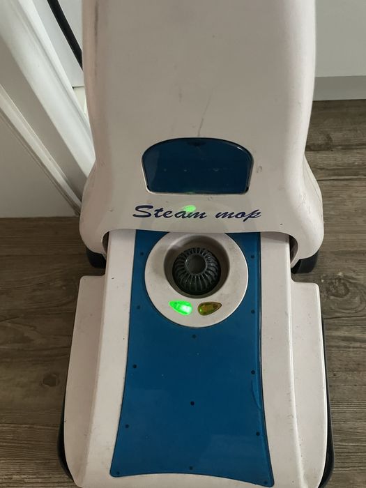 Mop do mycia podlogi na goraco