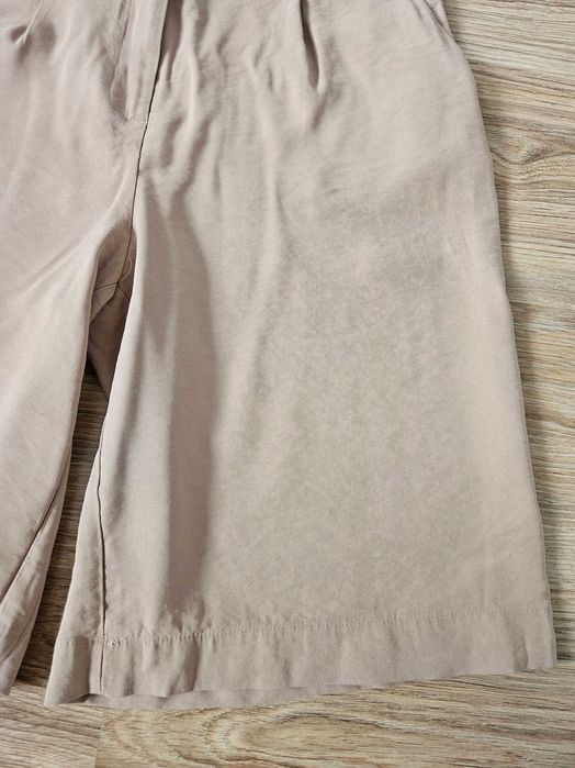 Spodenki bermudy wysoki stan beżowe na lato plażę długa nogawka M L