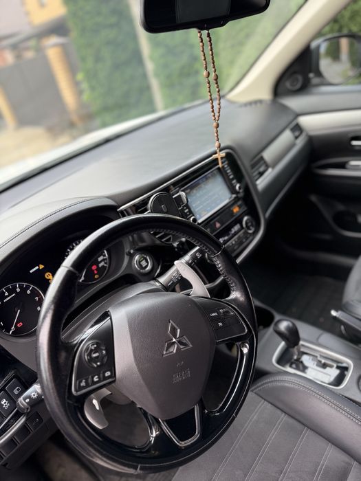 Mitsubishi Outlander 2017