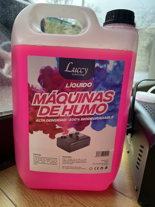 Maquina de fumo como nova  LED 500 W com Liquido Alta Densidade 5L
