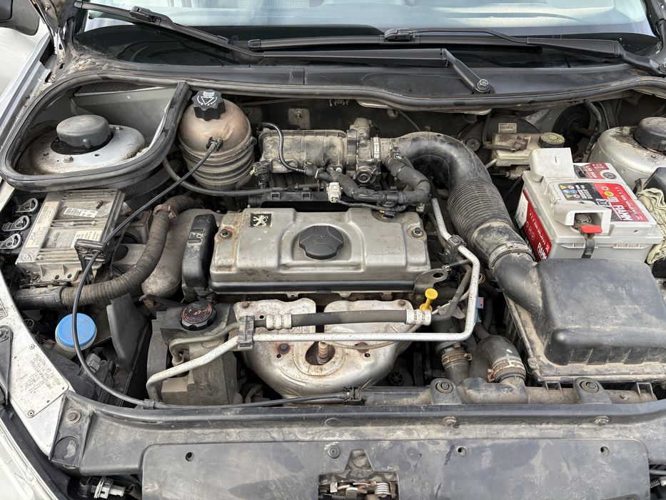 Продам  Пежо 206