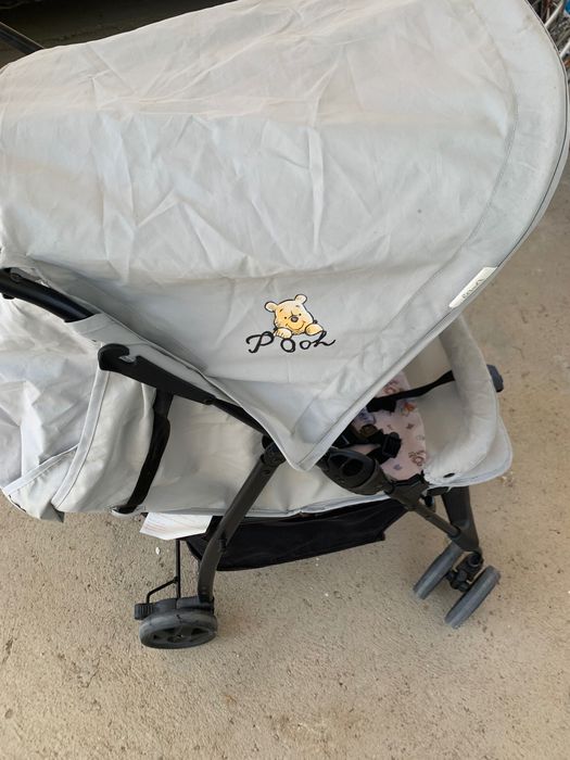 Carrinho passeio bebé dobrável e leve