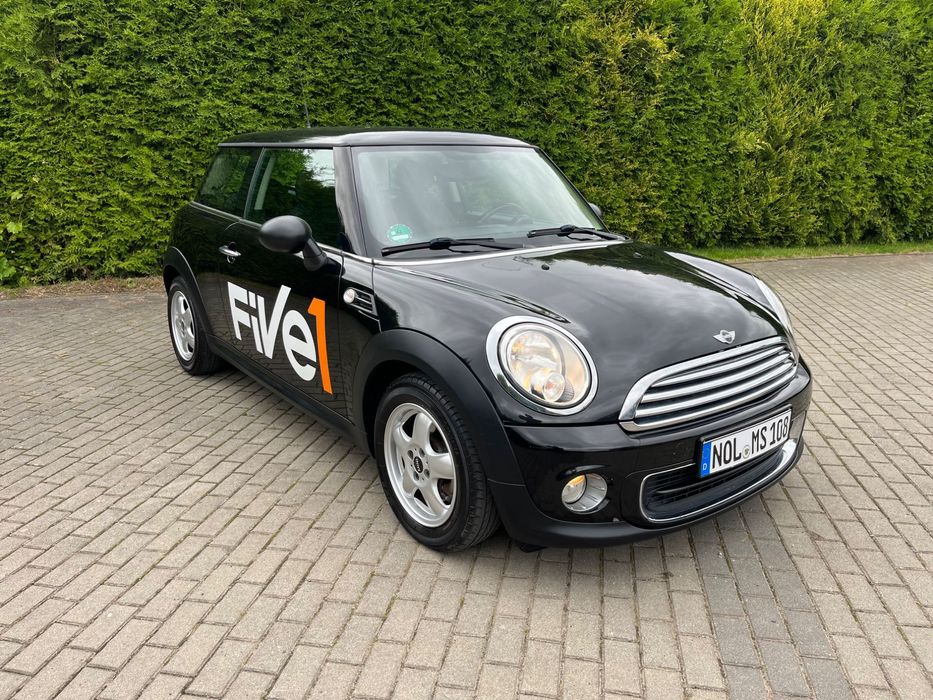 Mini One 1,6 klima niski przebieg