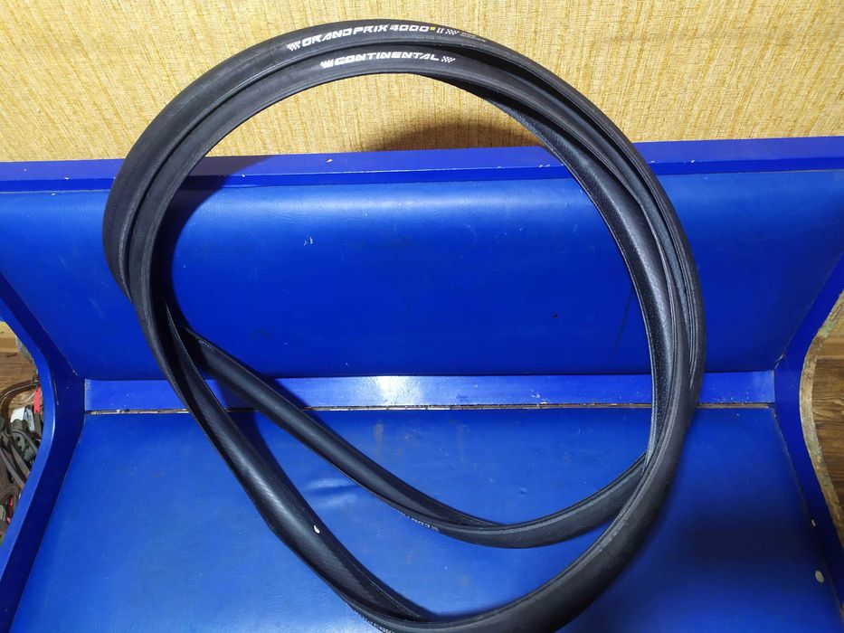Покришка 28, Continental Grand Prix 4000 S II, 23с