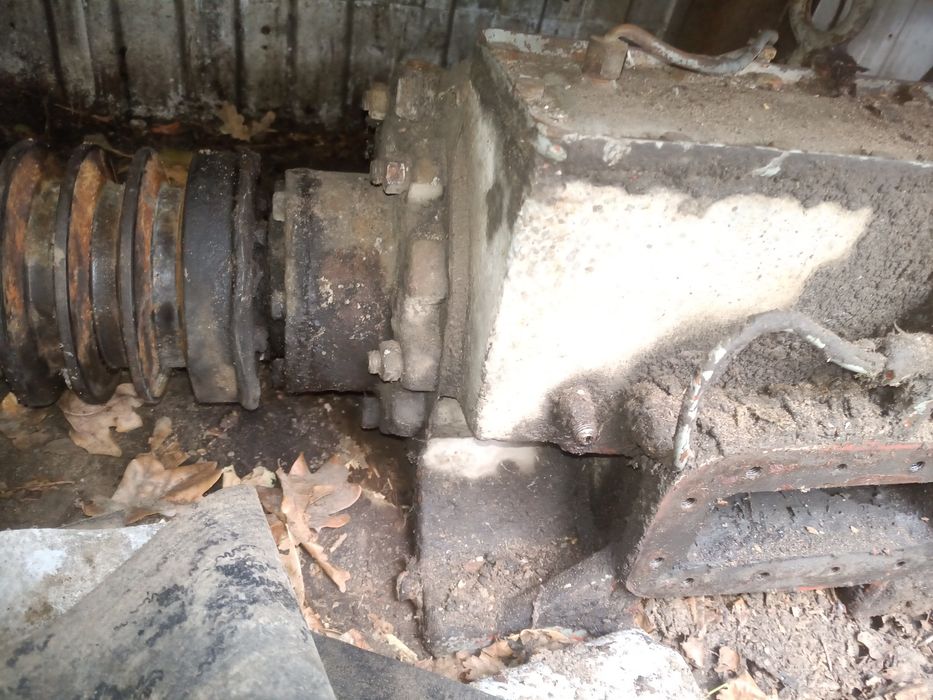 Насос вакуумний вр8