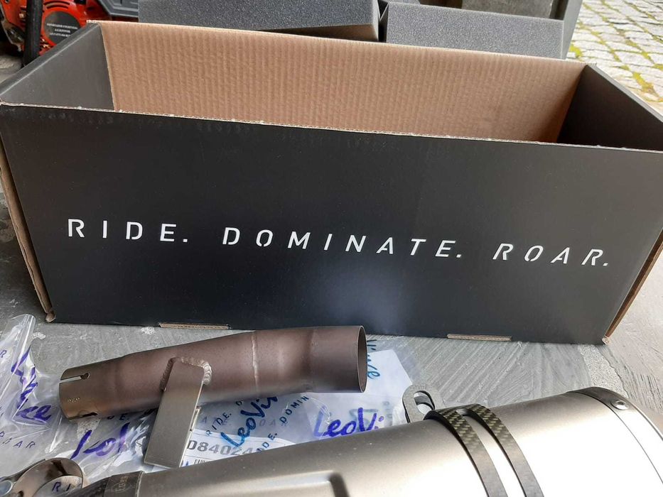 escape leovince honda