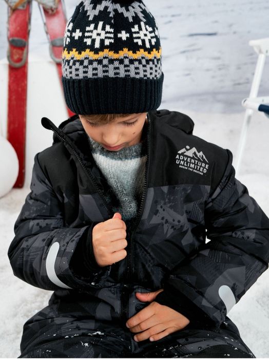 Зимовий комбінезон для хлопчика Sinsay 134.