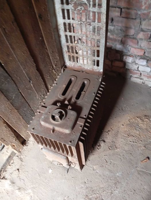 Kominek Piecyk żeliwny koza mały