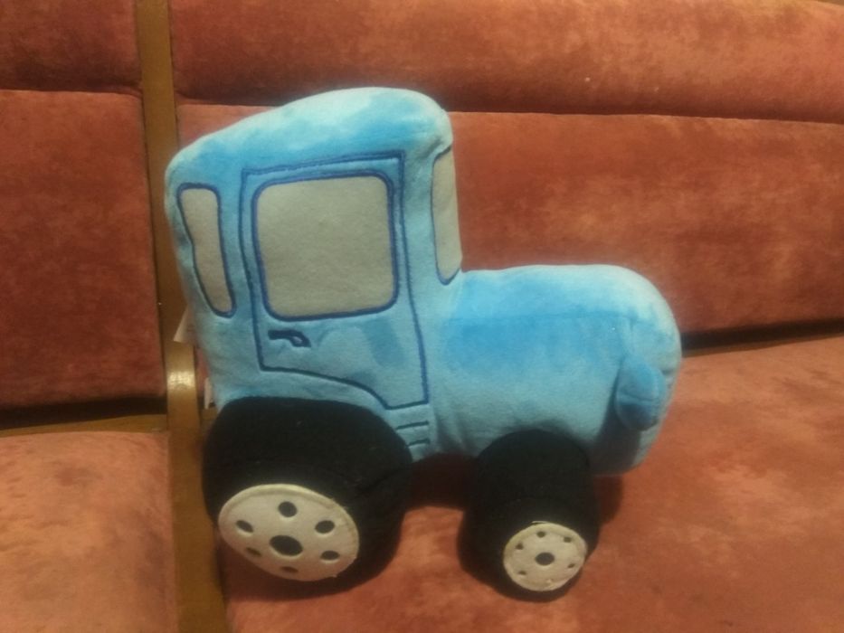 М'яка іграшка синій трактор, машина