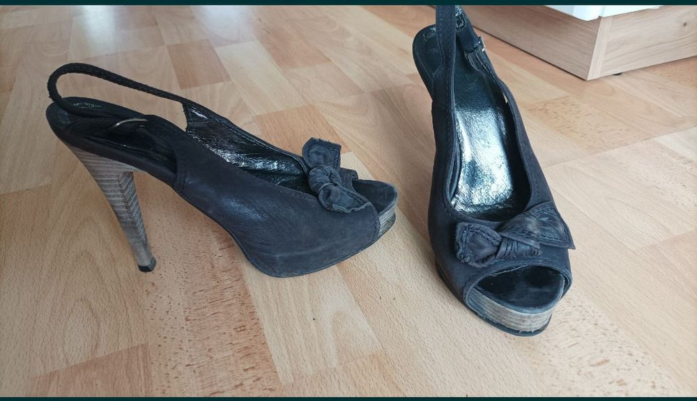 Zestaw butów damskich r. 37