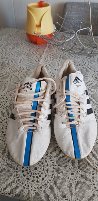 Chuteira ADIDAS 11 PRO ( perpetuado pelo craque Tony Kross)