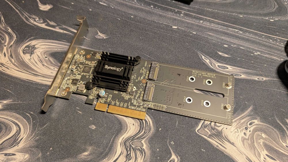 Адаптер Synology NVMe SSD M2D18