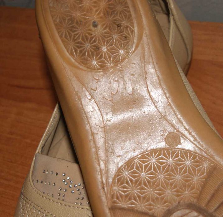 Półbuty damskie beżowe rozmiar 40