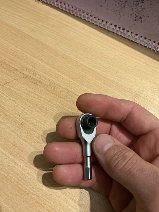 Унікальна ексклюзивна зручна мікро трещотка 1/4 для обмеженихПросторів