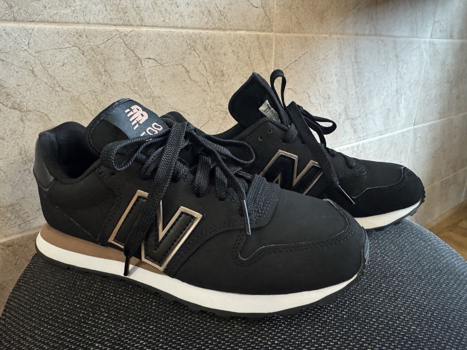 Жіночі кросівки New Balance 500