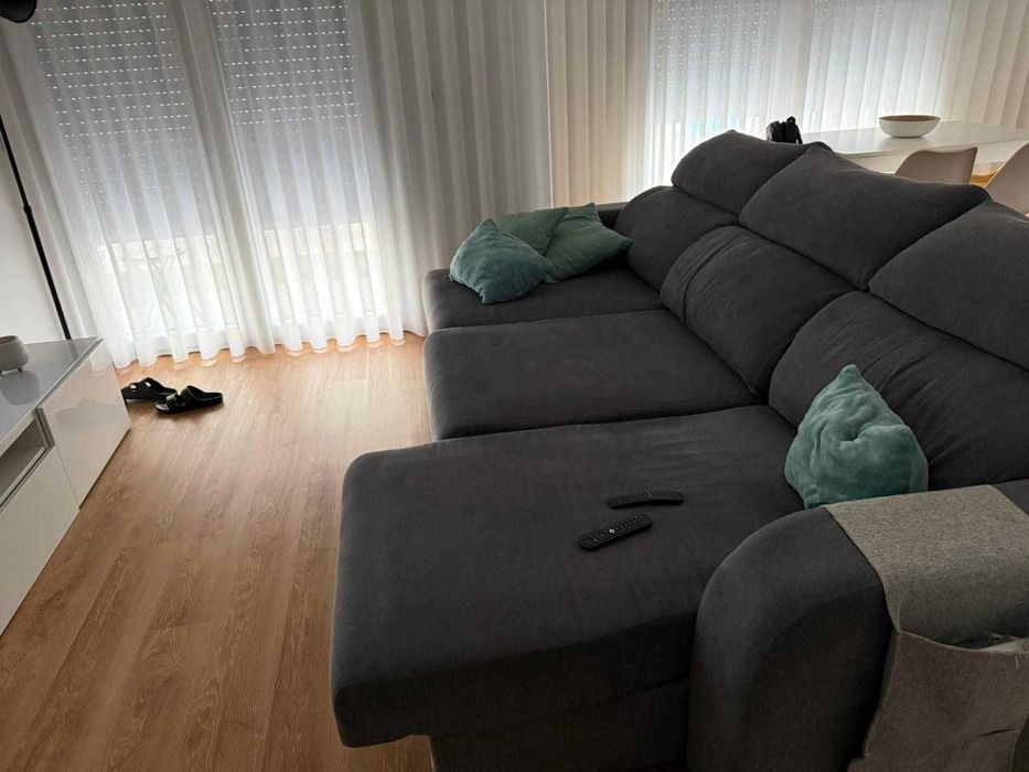 Sofá chaise Long cinzento