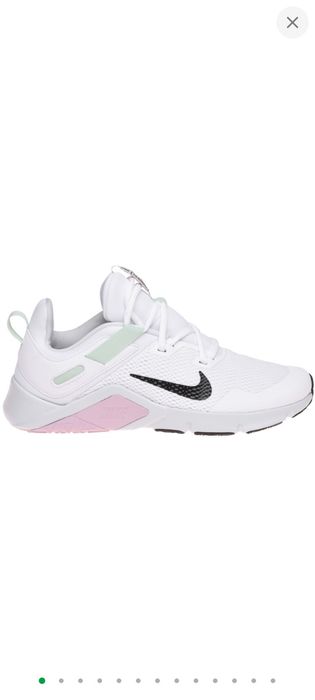 Продам кроссовки Nike