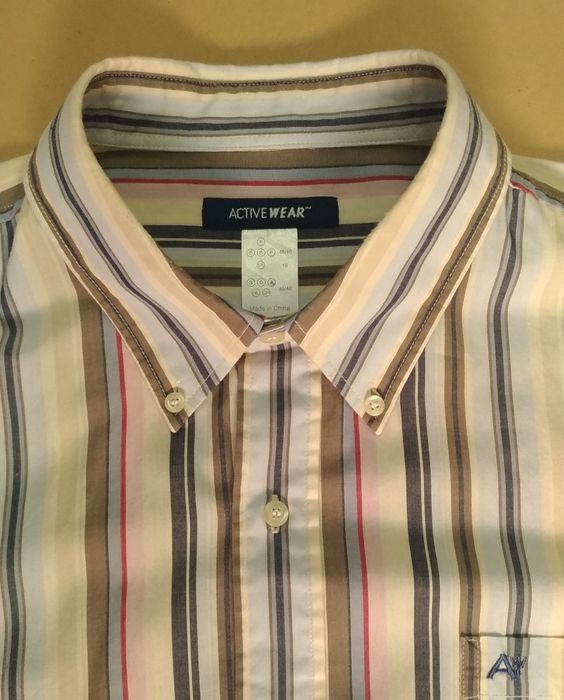 Men's Striped Shirt Size 45/46