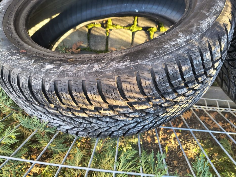 Opony Nokian Tyres Snowproof 1 215/55 r17 98H  XL