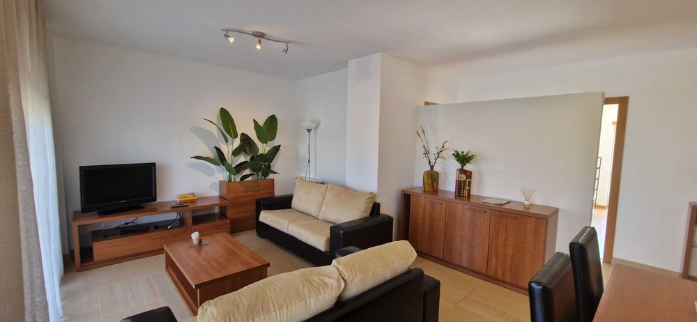 Apartamento T2 para férias com piscina em São Martinho do Porto