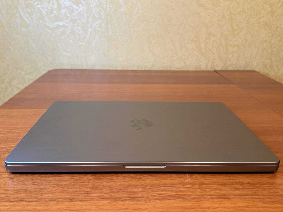 Macbook Pro 16 M1 PRO 32 512