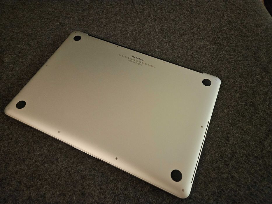 Macbook Pro 15 2015 a1398 i7/16GB RAM/512GB SSD