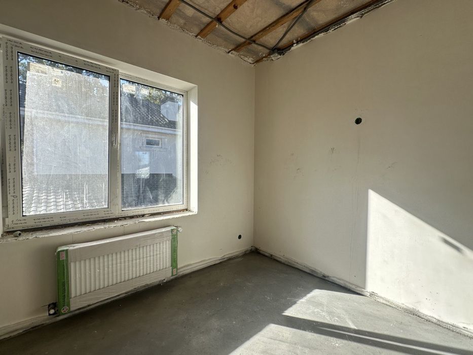 Продам таунхаус в центрі міста, газ 50000 $