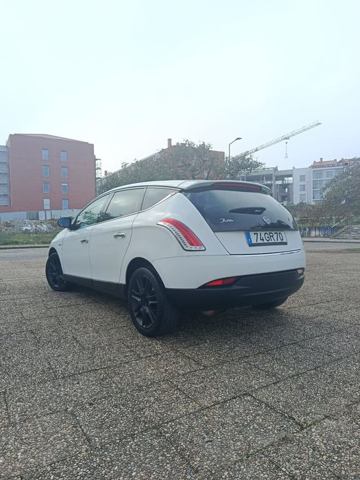 Lancia Delta 2008