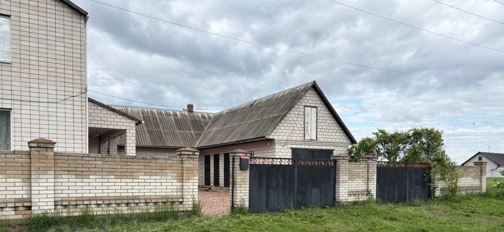 Продається будинок в Гнівані